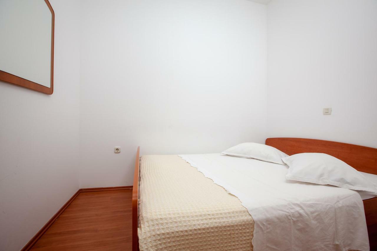 Apartments R Makarska Esterno foto