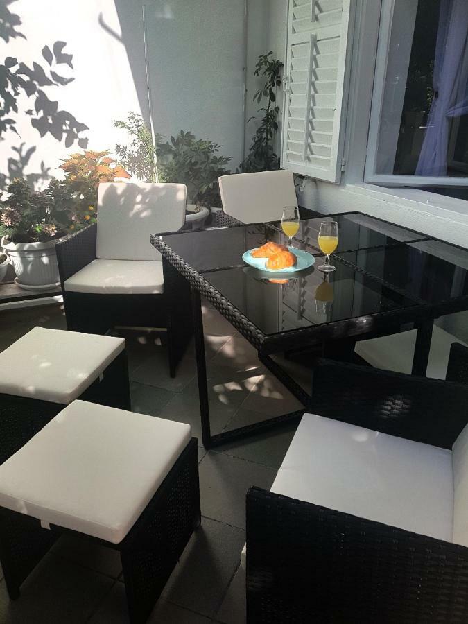 Apartments R Makarska Esterno foto